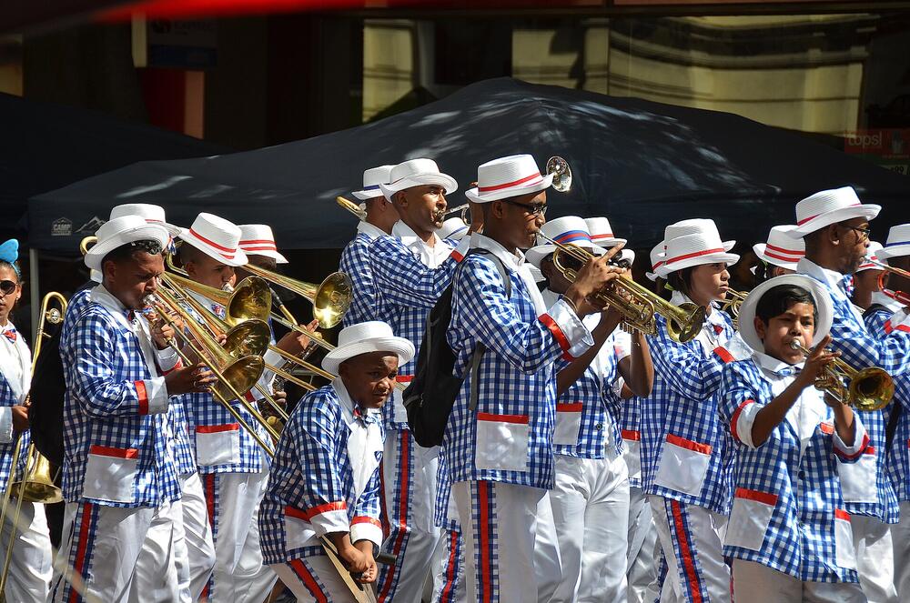 Kaapse Klopse minstrel troupe marching through Cape Town on 2 January