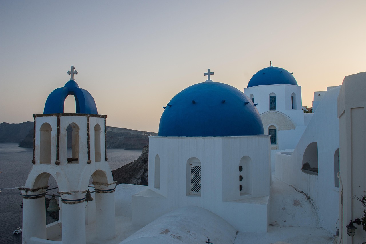 Santorini, Greece 5 days travel itinerary - day by day guide with budget and tips